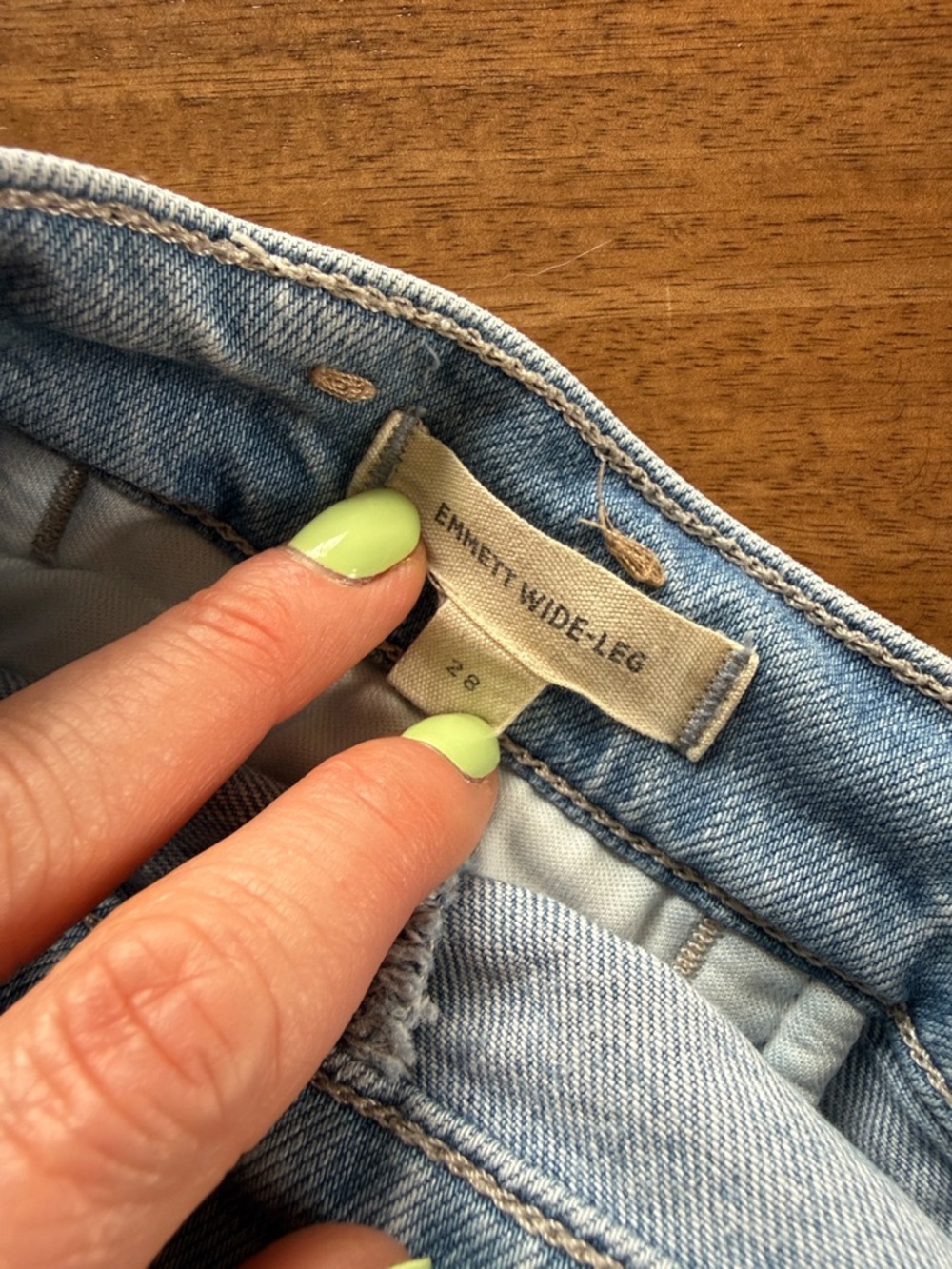 Madewell Emmet Wide-Leg Light Wash Women’s Jeans - Classic Casual - Picture 4 of 6